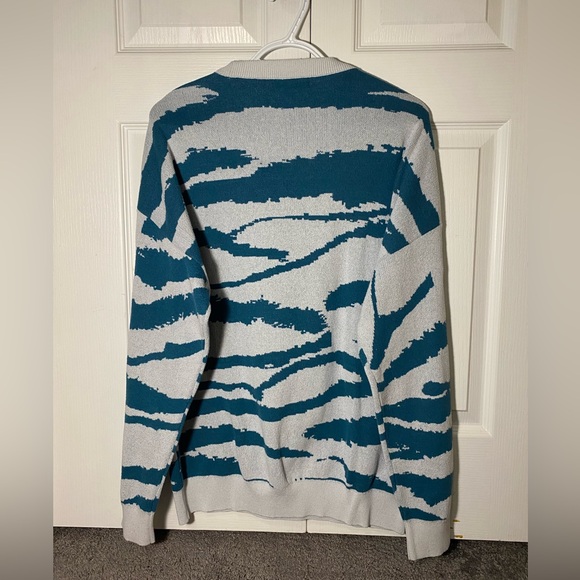 ZARA Sweater - Picture 2 of 5